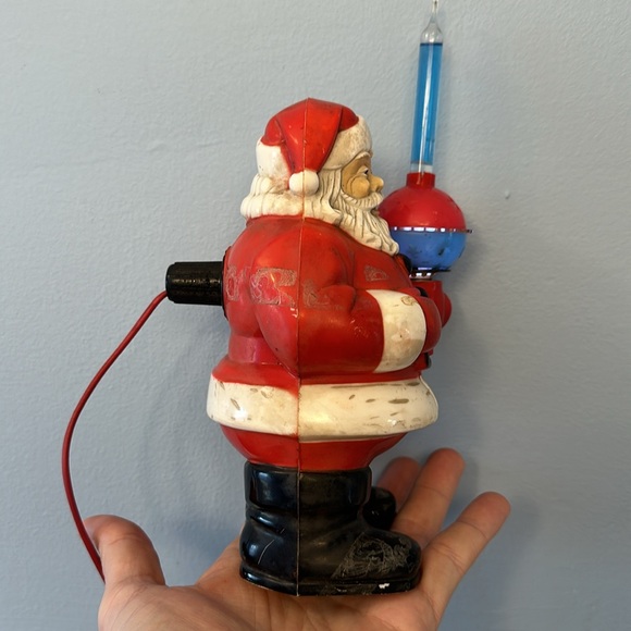 Vintage 1940's Royal Electric Christmas Santa Claus Holding C-7 Bubble Light. - Picture 2 of 16
